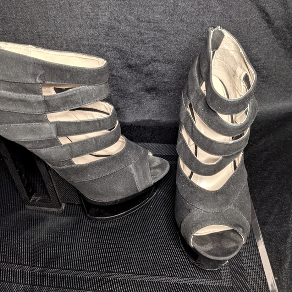 Platform Bumper Cyber Heels - Picture 2 of 4